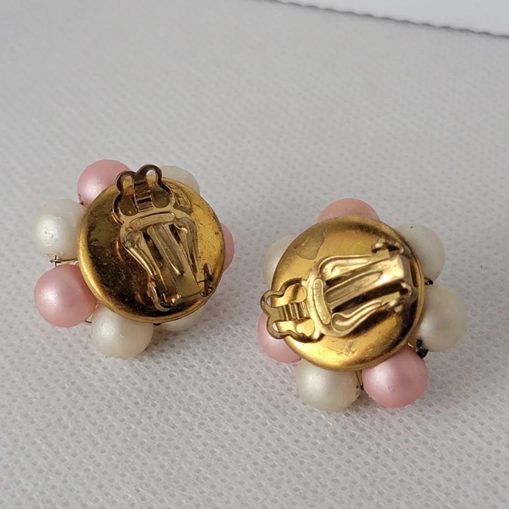 Vintage Clip-on Bead Cluster Earrings | Signed Japan | Faux Pearl Pastel